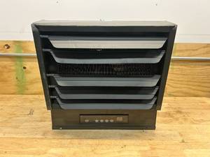 lot 64 image: Garage Heater