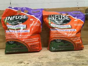lot 58 image: Lot of 2 - 7.5 Pound Bags of Fungicide For Turf And Ornamantals