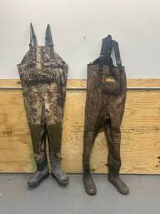 lot 77 image: CABELAS Lot of 2- Waders