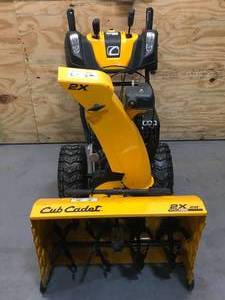 lot 1 image: Cub Cadet 2X 28 Intellipower Snow Blower Model # 31AH5IVTB56