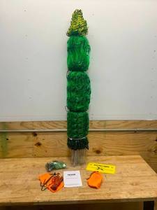 lot 163 image: VEVOR Electric Fence Netting, 42H x 164L