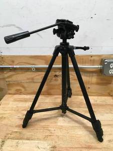 lot 164 image: Sony Tripod Model # VCT-R640