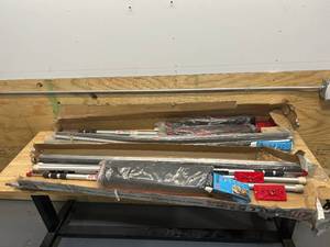 lot 181 image: Lot of 2 Packs of- Zip Wall