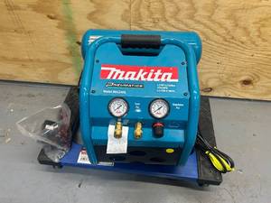 lot 183 image: MAKITA Air Compressor Model MAC2400