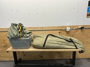 lot 189 image: CABELAS Outfitter Series Ultimate Alaknak 12x12 Tent