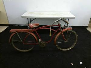lot 40 image: Vintage Gambles Red Bicycle