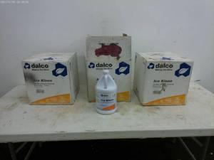 lot 56 image: Dalco Ice Kleen Ice Melt Residue Remover - 12 gallons