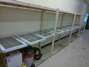 lot 97 image: Lot of Sash Windows in Multiple Sizes