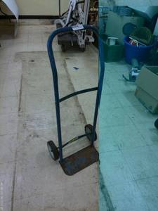 lot 102 image: Steel Hand Truck with Pneumatic Wheels