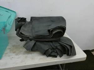 lot 121 image: Large Heavy-Duty Black Tarp