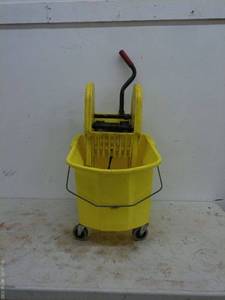lot 130 image: Commercial Yellow Mop Bucket with Wringer