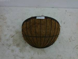 lot 165 image: Wall-Mounted Coco Liner Wire Basket Planter