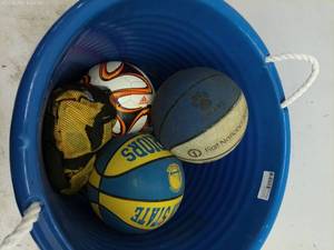 lot 168 image: Basket of balls and toys