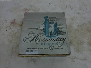 lot 189 image: Vintage Hospitality Snack Set by Federal Glass