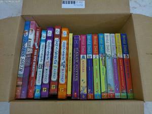 lot 207 image: Lot of Childrens Books - Diary of a Wimpy Kid and Roald Dahl Collection