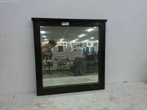 lot 227 image: Vintage Wooden Framed Mirror