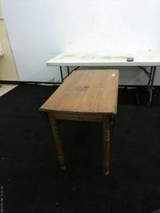 lot 235 image: Vintage Drop Leaf Wooden Table