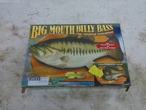 lot 277 image: Big Mouth Billy Bass Singing Fish Plaque