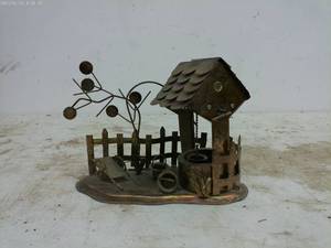 lot 308 image: Decorative Metal Garden Scene with Abstract Frog Figures