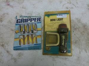 lot 341 image: Berkley Bow Light and The Gripper Rope Cleat Set