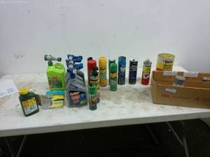 lot 353 image: Lot of Home and Pest Control Products