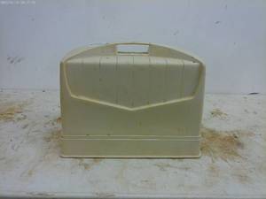 lot 375 image: Riccar Super Stretch Sewing Machine with Carrying Case