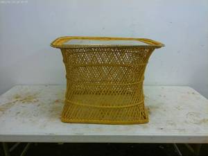 lot 382 image: Vintage Wicker Side Table with Glass Top