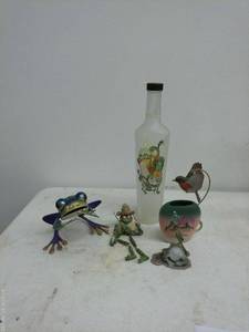 lot 401 image: Assorted Decorative Figurines and Bottle Collection