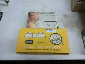lot 408 image: Standard Deluxe Foot Massager and Oster Vibra Massager