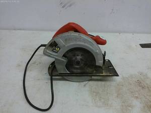 lot 419 image: Black & Decker Circular Saw with Power Cord