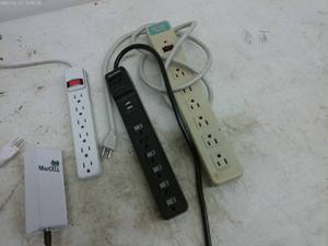 lot 449 image: Assorted Power Strips and Smart Outlets