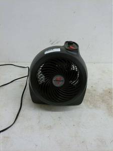 lot 469 image: Vornado Electric Fan Heater