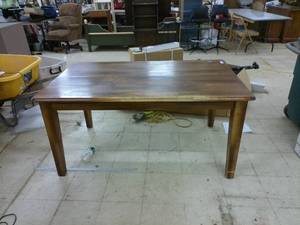 lot 502 image: Solid Wood Dining Table