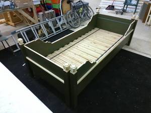 lot 23 image: twin to queen conversion bed frame