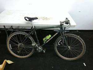 lot 452 image: Used Giant Mountain Bike ARC MTB