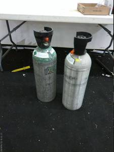 lot 453 image: Two Carbon Dioxide Tanks with Valves