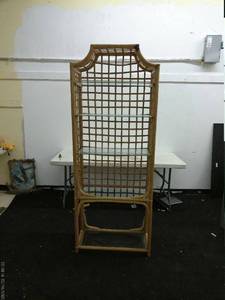 lot 456 image: Vintage Bamboo and Glass Display Shelf
