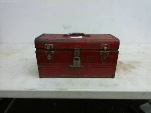 lot 458 image: Metal Toolbox with Assorted Hardware and Tools