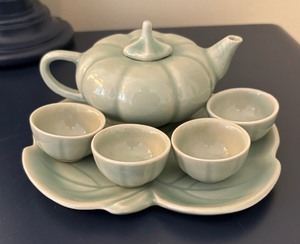 Terrific Tiny Tea Set