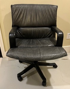 Classy Leather Office Chair