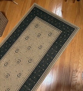 lot 51 image: Decorative Throw Rug