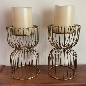 lot 84 image: Gorgeous Golden Candle Holders