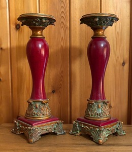 lot 112 image: Two Elegant Candle Holders