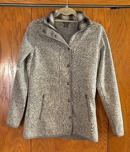 lot 79C image: Eddie Bauer Fleece