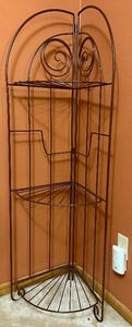 lot 341 image: Pretty Foldable Metal Corner Shelf