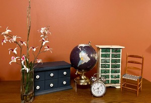 lot 352 image: Classy Home Accents, Including a Silver Clock, Globe and So Much More