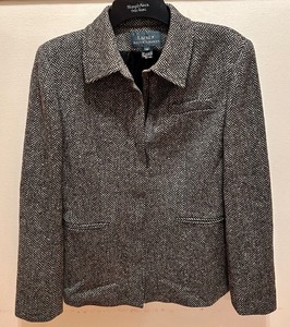 lot 237 image: Classy Lauren by Ralph Lauren Tweed Zip Up Jackets