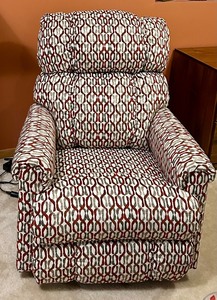 lot 13 image: Vibrant Lazyboy Timotion Reclining Chair TP2