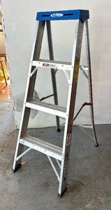 lot 266 image: Werner 4 Foot Step Ladder