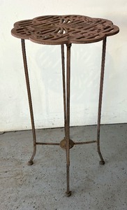 lot 276 image: Metal Dragonfly Motif Patio Accent Table